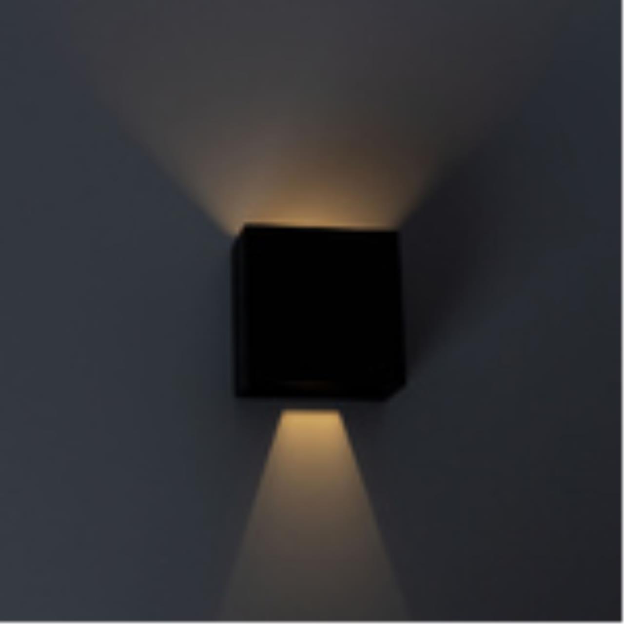 Картинка Уличный настенный светодиодный светильник Arte Lamp Algol A1445AL-1BK