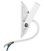 Светодиодный прожектор WOLTA WFL-10W/06W 10Вт 5700К IP65 900лм белый 115*112*27 IP65 1/40